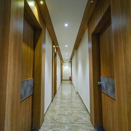 Hotel New Empire Ahmedabad Exterior photo